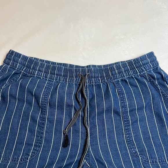 J. Crew High Rise Seaside Short in Indigo Stripe Size Medium Beach Coastal - Picture 7 of 13